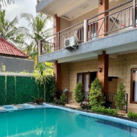 Wahyuga Sari Guest House Nita Salon & Spa Lembongan Exterior foto
